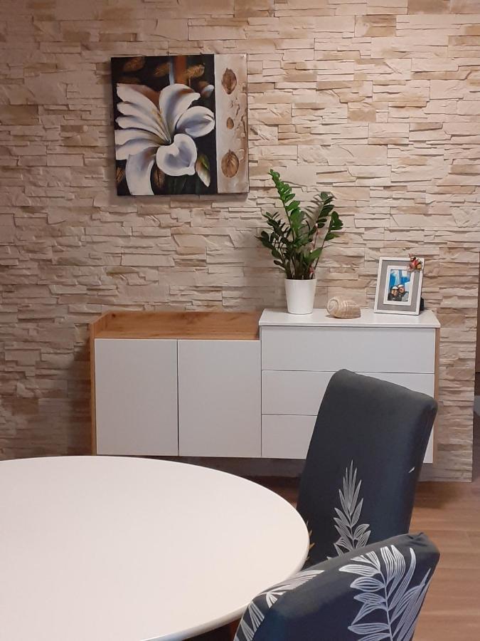 Esmeralda Apartment *