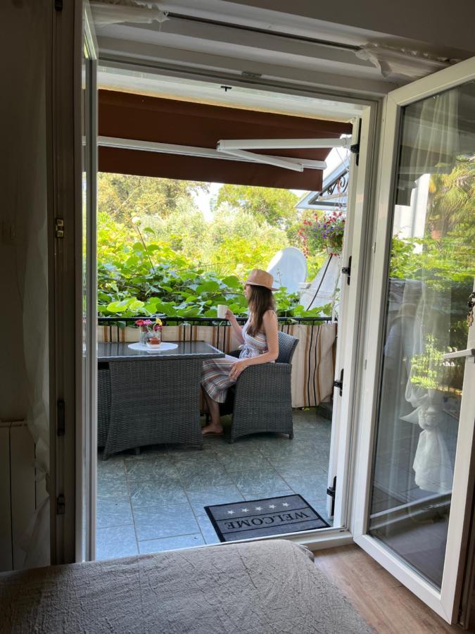 Esmeralda Apartment